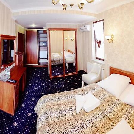 Hotel Afrodita Truskavets Ngoại thất bức ảnh
