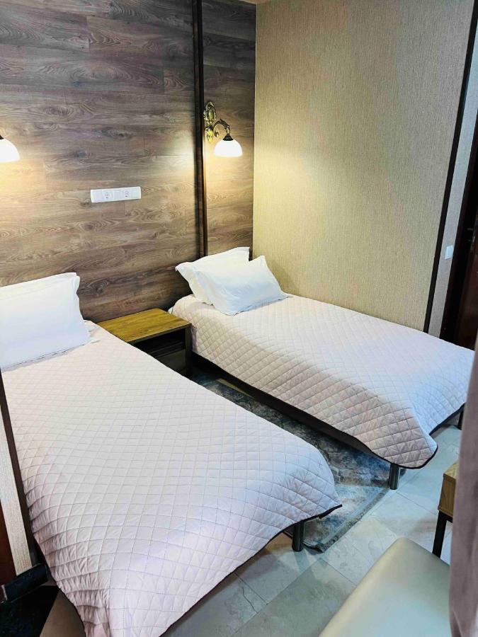 Hotel Afrodita Truskavets Ngoại thất bức ảnh