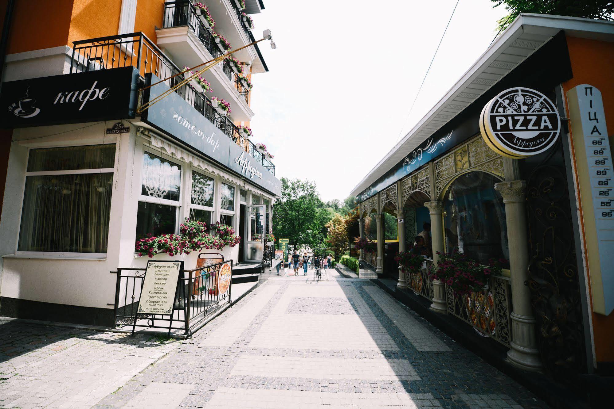 Hotel Afrodita Truskavets Ngoại thất bức ảnh